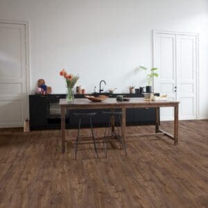 Buy Quick-Step Alpha Bloom Autumn Oak Chocolate AVMPU40199