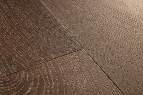 Buy Quick-Step Alpha Bloom Autumn Oak Chocolate AVMPU40199