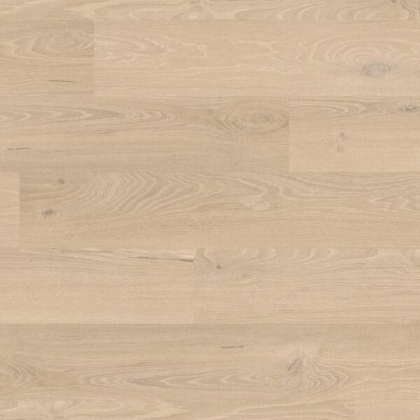 Karndean palio essenza florentine oak planks showing natural wood grain pattern
