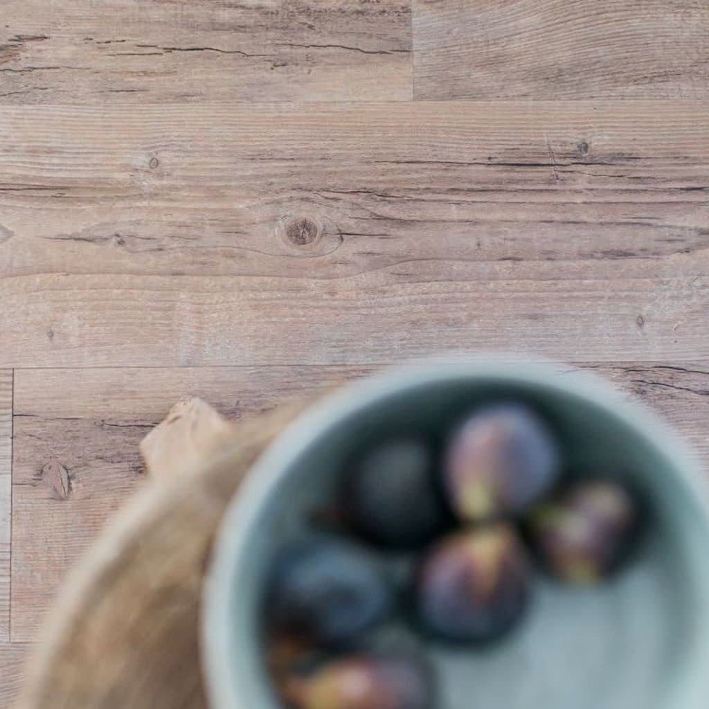 Primary sample image of Harvey Maria Coppice showing vertical wood grain pattern